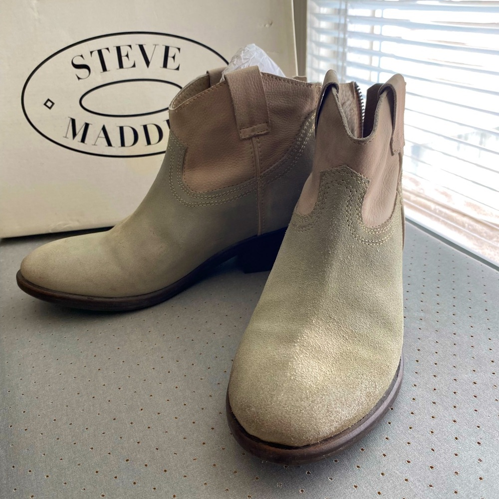 Steve Madden suede boots